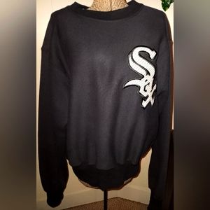 Vintage White Sox Crewneck Sweater with Ribbed Cuffs